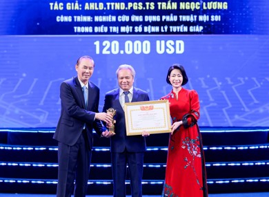 Phẫu thuật nội soi trong điều trị bệnh lý tuyến giáp